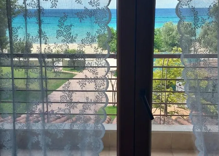 Anna Iii Nea Moudania